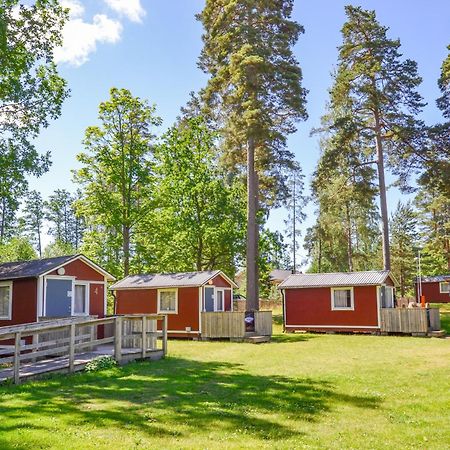 Kristinehamn Herrgardscamping & Stugor Екстер'єр фото