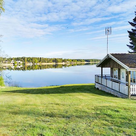 Kristinehamn Herrgardscamping & Stugor Екстер'єр фото