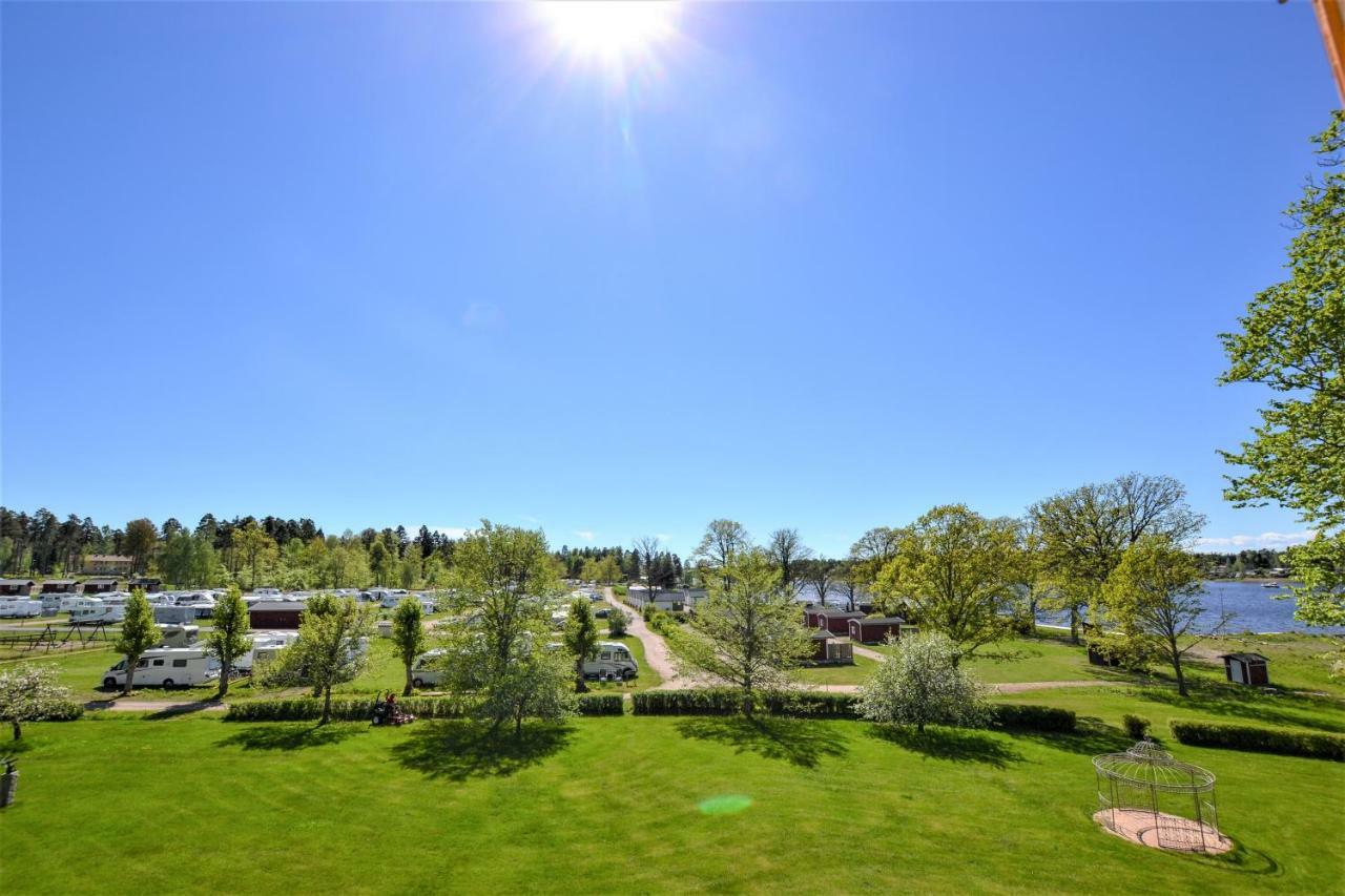 Kristinehamn Herrgardscamping & Stugor Екстер'єр фото